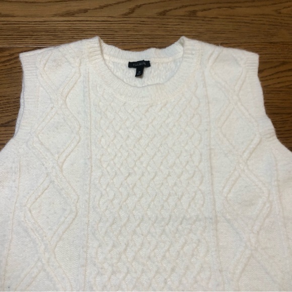 Talbots Ladies Medium White Sweater Vest Perfect for Fall Women’s M Med - Picture 2 of 10